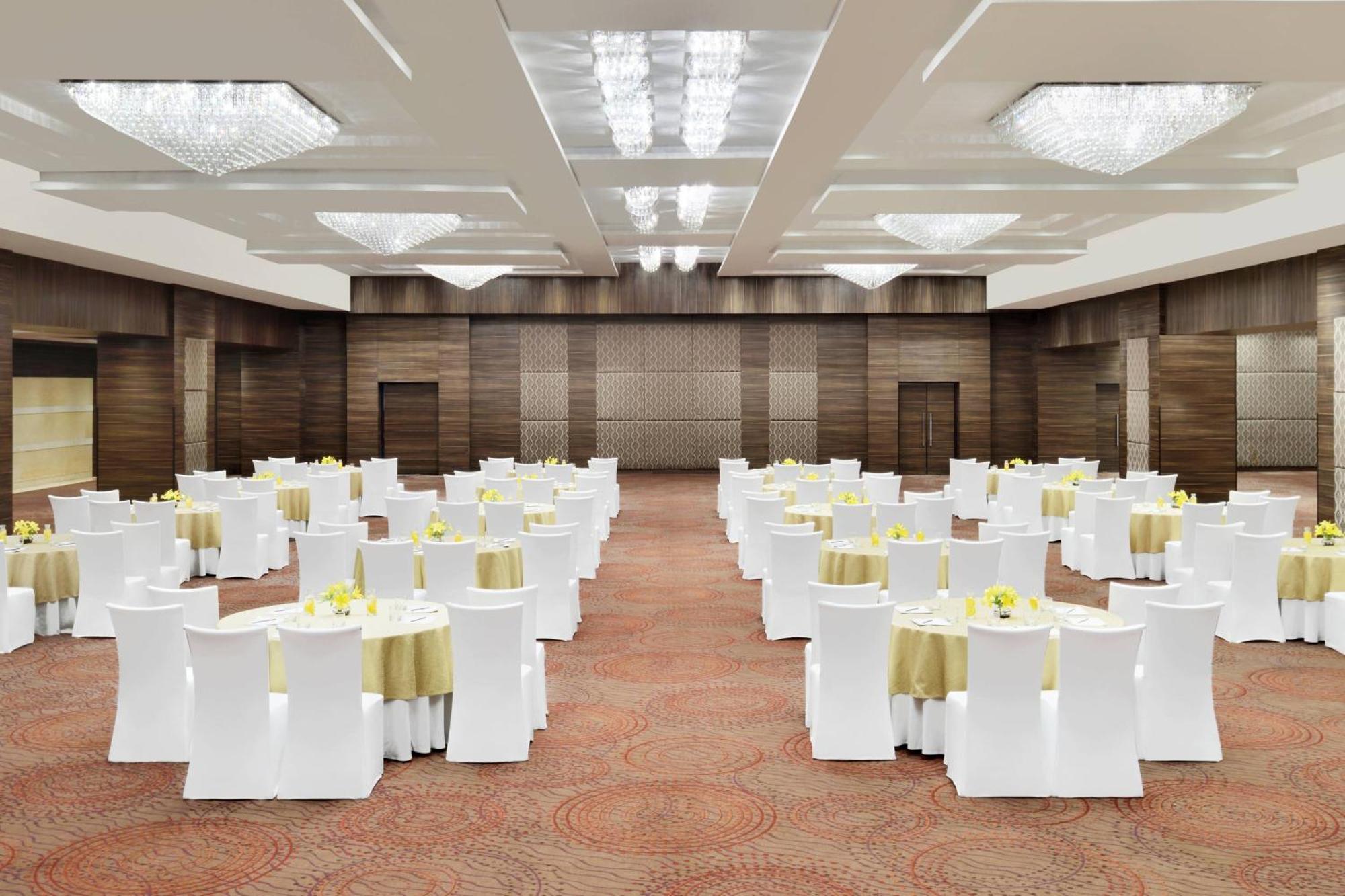Jaipur Marriott Hotel Eksteriør bilde The Grand Ballroom