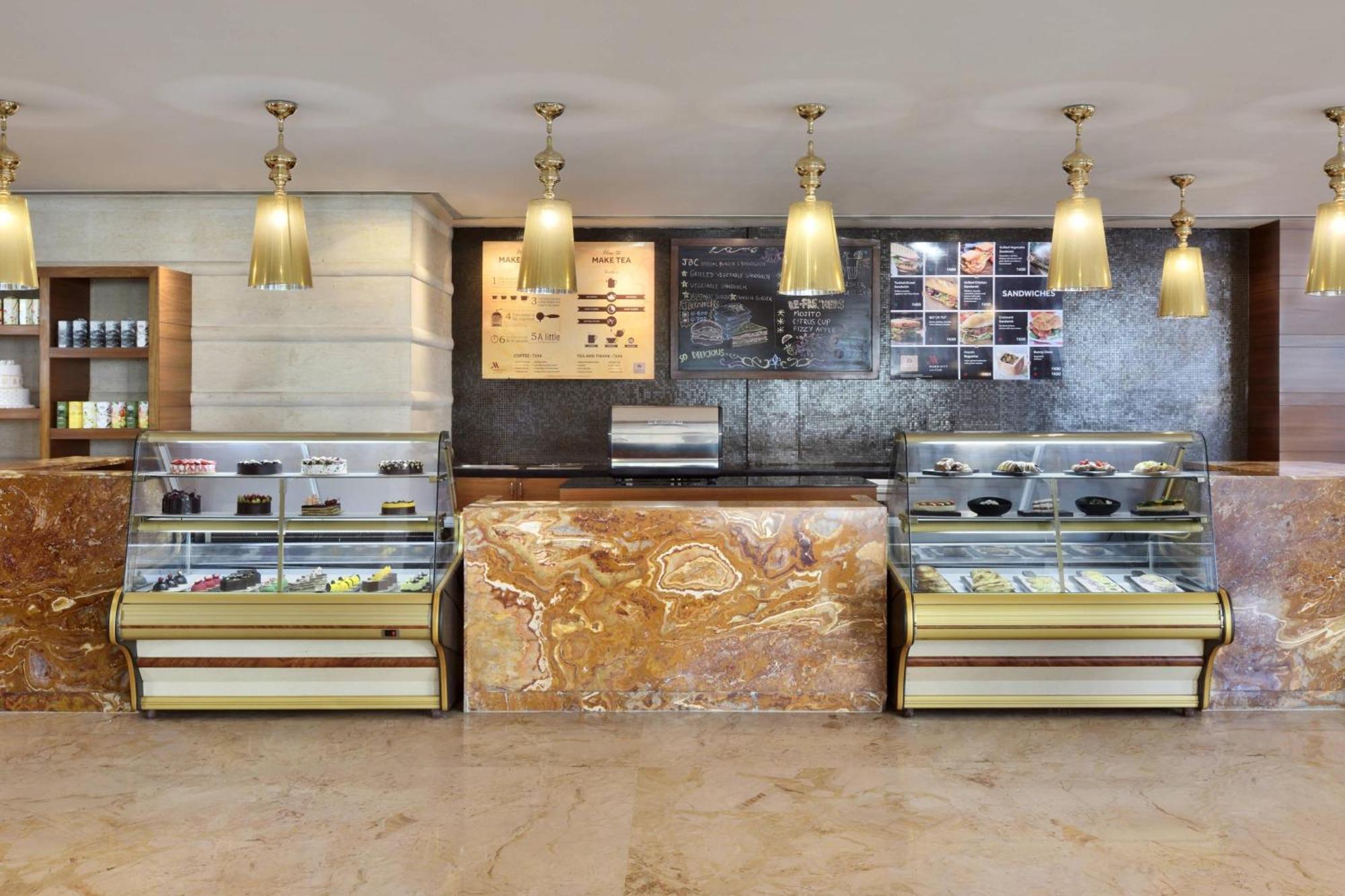 Jaipur Marriott Hotel Eksteriør bilde The pastry shop